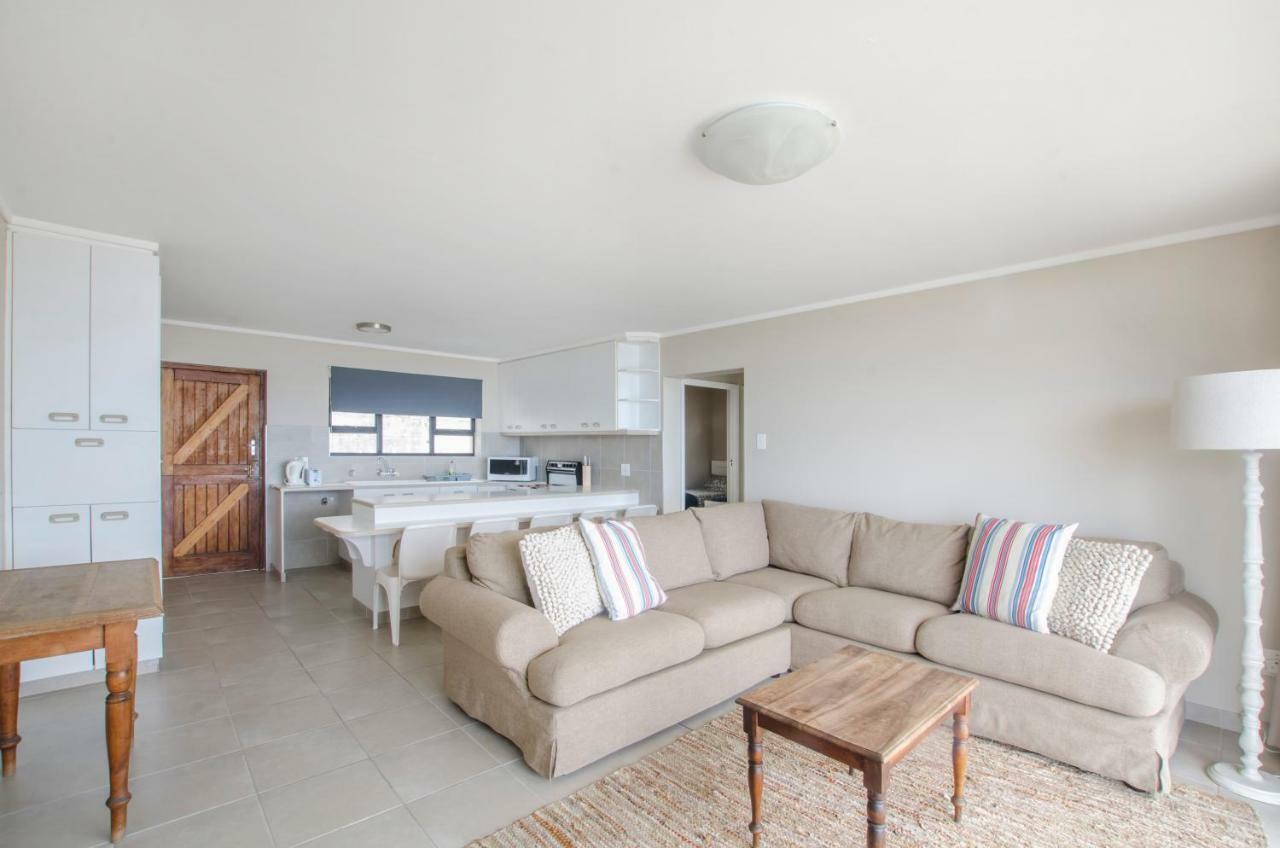 Herolds Bay Accommodation - Hiers Ons Weer Downstairs Esterno foto